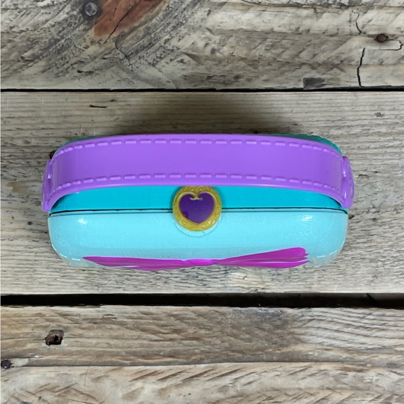 Polly Pocket Handbag Doll Playset 2018 Blue Purple Bow Movie Theater Mall Figure - Picture 6 of 16